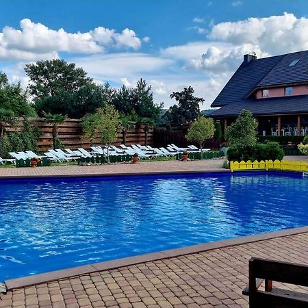 Hotel Karczma U Macieja 博尔库夫 外观 照片